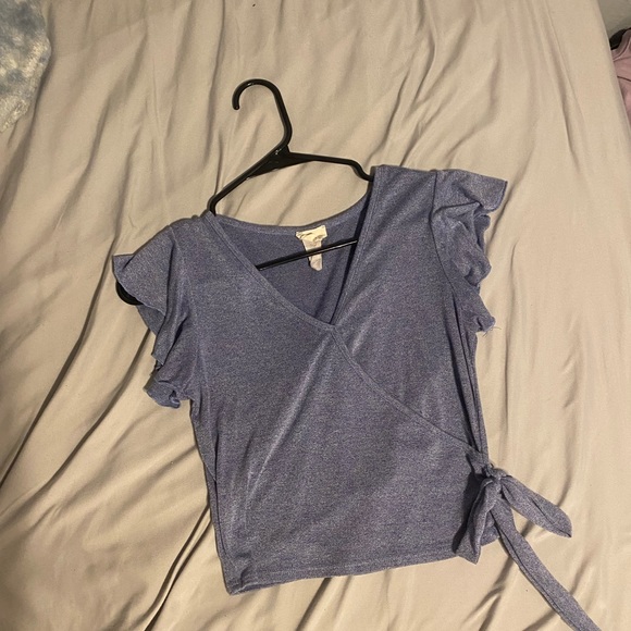Tops - Indigo crop top